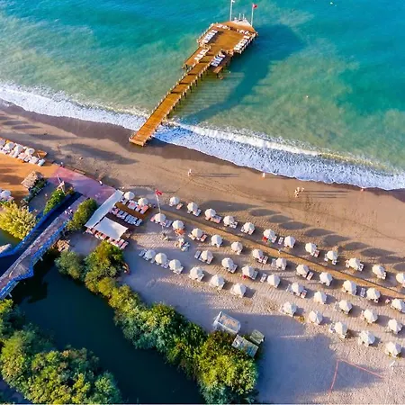 Starlight Resort 5*